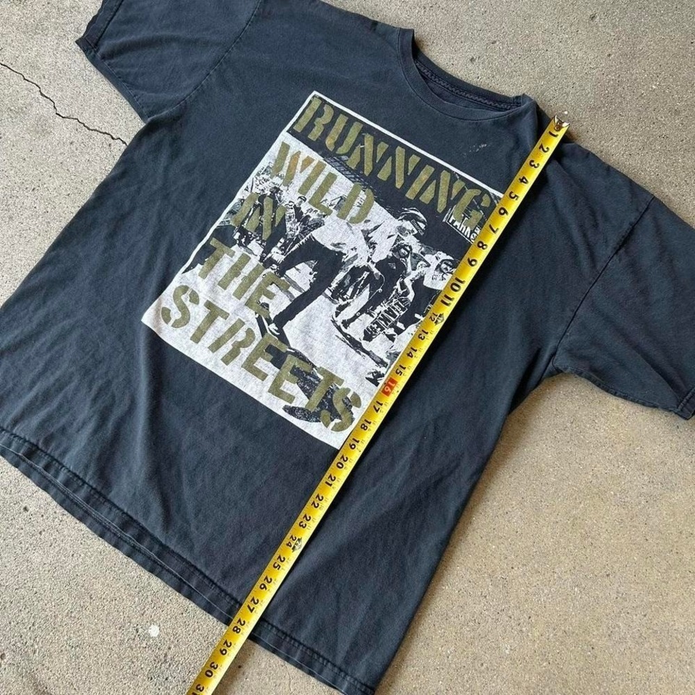 Y2K emerica skateboarding running wild in the streets graphic skater tshirt - Picture 3 of 4